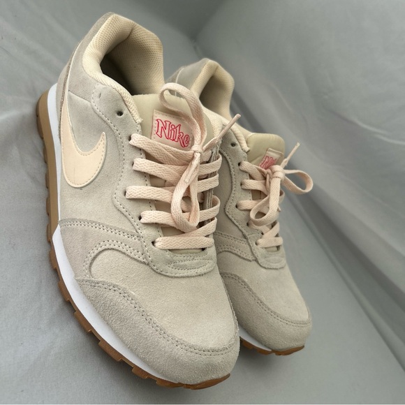 Nike Shoes - Nike MD Runner SE Guava Ice Gum W Size 10